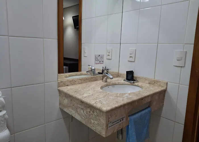 Onix Inn Hotel Cravinhos