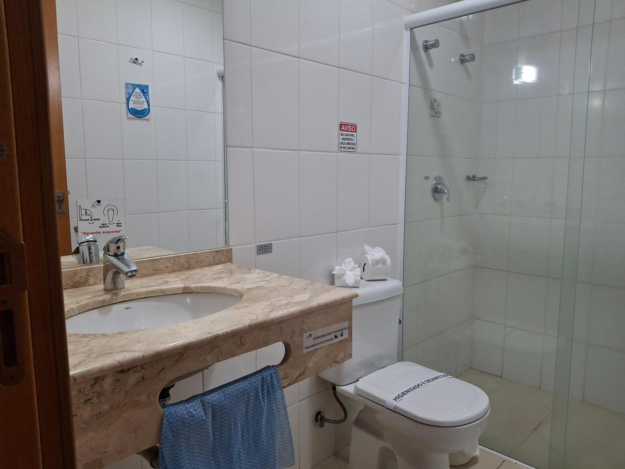 Hotel Onix Cravinhos