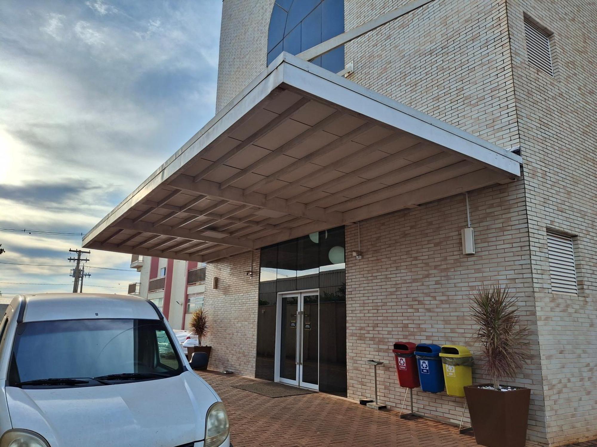 Hotel Onix Cravinhos